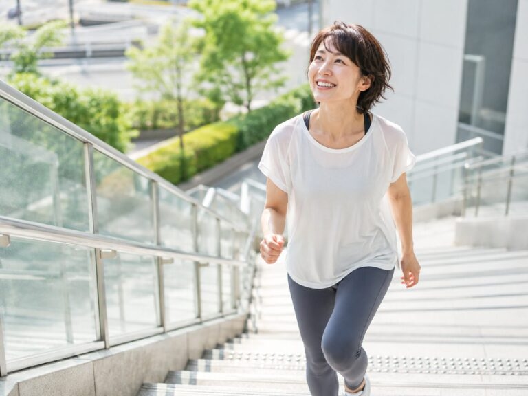【階段で息切れする…】体力は何歳からでも取り戻せる？